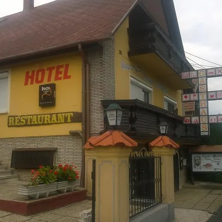 Fekete Macska Panzio * Balatonkeresztúr