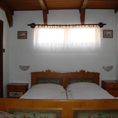 Fekete Macska Panzio * Balatonkeresztur