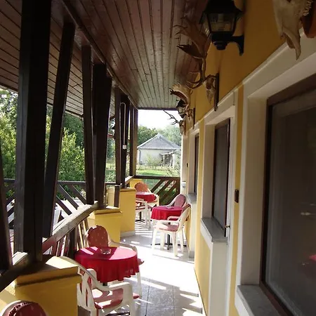 Guest house Fekete Macska Panzio