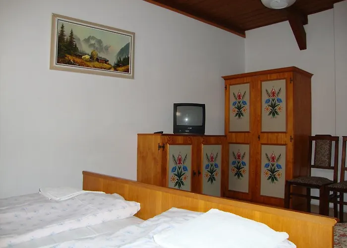 בית הארחה Fekete Macska Panzio Balatonkeresztúr