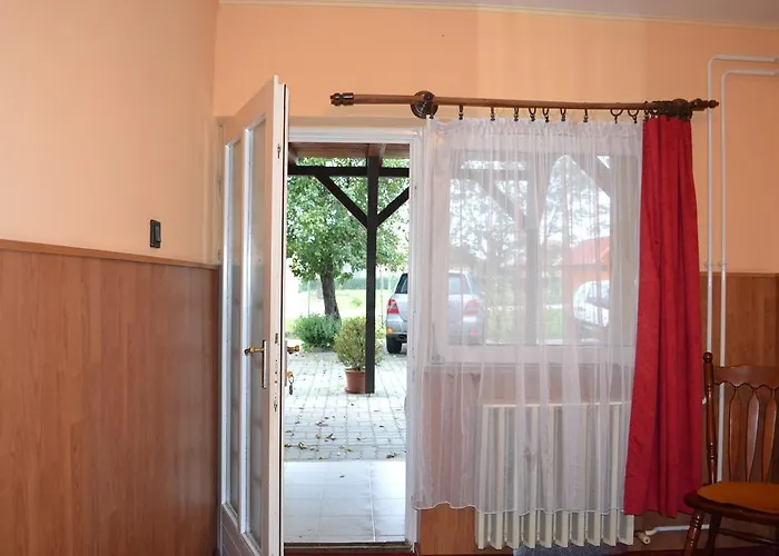 בית הארחה Fekete Macska Panzio *