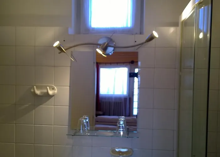 בית הארחה Fekete Macska Panzio Balatonkeresztúr